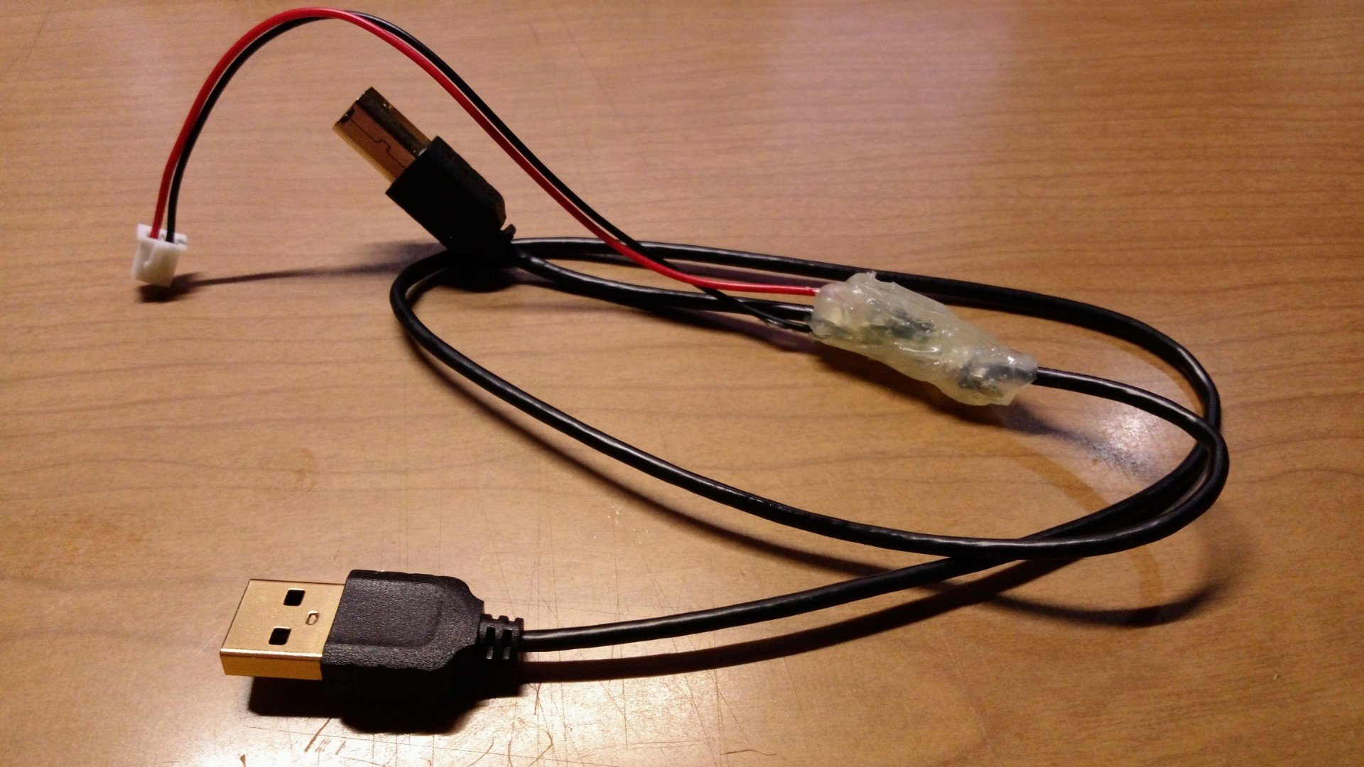 外部電源方式USBケーブル(試作)